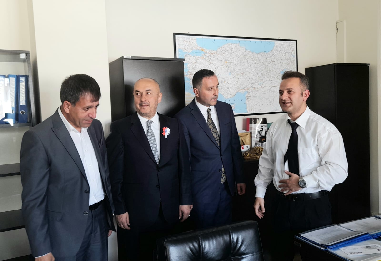 Mahmut Ünüvar kentte görevli tüm polisleri ziyaret etti