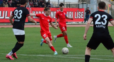 Karaman FK - Gümüşhane Futbol müsabakası fotoğraf kareleri