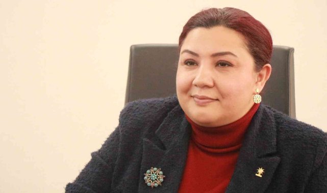 AK Parti İl Başkanı Ünsal: "Kırşehir'de söz verilen her şeyi yapıyoruz, yapmaya da devam edeceğiz"