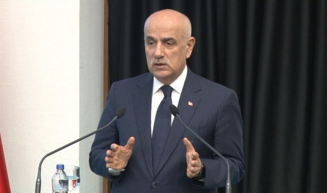 Bakan Kirişci'den yerel yönetimlere çağrı: "Sudaki kayıp ve kaçakları mutlaka önlememiz gerekir"