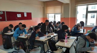 12. sınıflara uygulanan AYT hazırlık sınavları ile tamamlandı