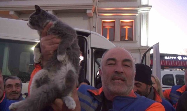 911 Arama Kurtarma Ekibi deprem bölgesinden Bandırma'ya döndü