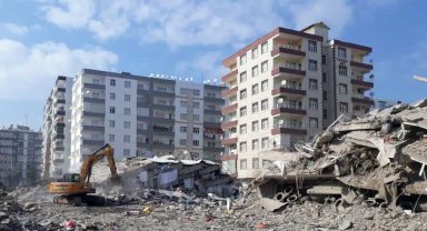 Acil yıkım kararı verilen 35 yapıdan 3'ünün yıkımı tamamlandı