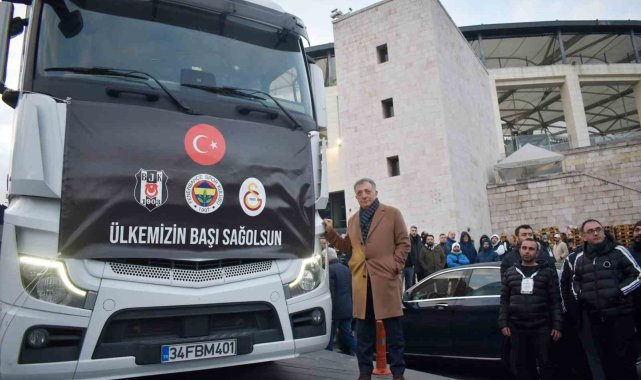 Ahmet Nur Çebi: "Ülke olarak birlik ve beraberliğin en güzel örneklerini sergiliyoruz"
