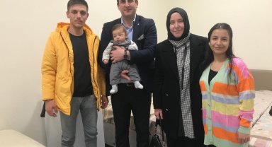 AK Partili Güngör, Denizli'ye gelen depremzedelerle buluştu