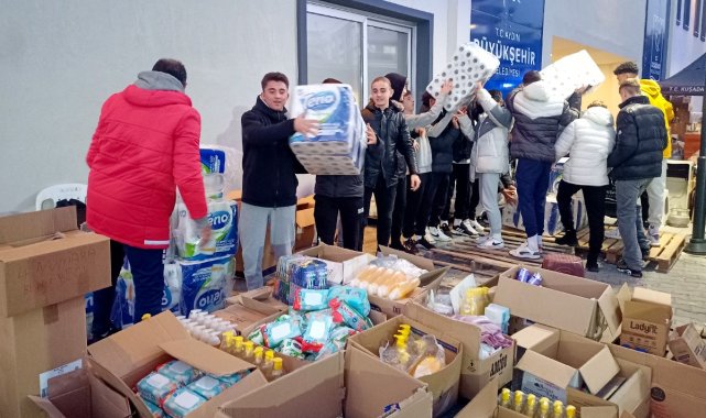 Altınordu'nun U15 takımı depremzedeler için seferber oldu