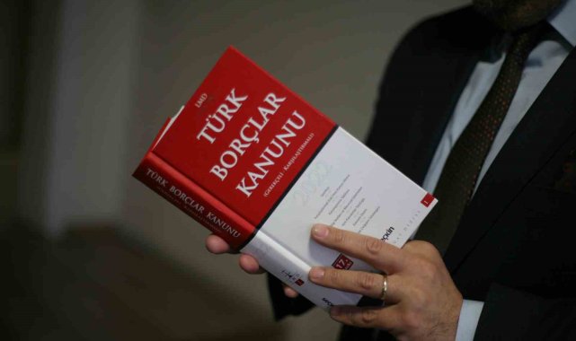 Avukat Barış Günaydın: "Öğrencilerin sözleşmelerini feshedilebileceklerini düşünüyorum"