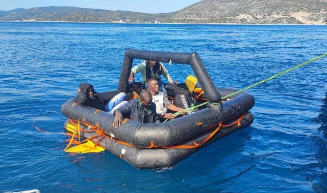 Aydın'da 23 düzensiz göçmen kurtarıldı