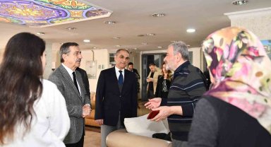 Başkan Ataç depremzedelerle buluştu