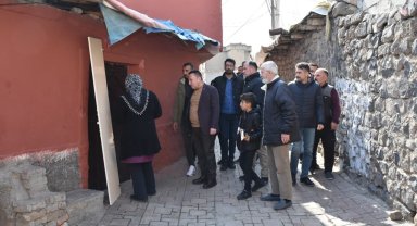 Başkan Beyoğlu depremzedelerle bir araya geldi
