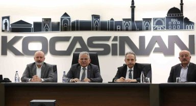 Başkan Çolakbayrakdar; "Çözüm merkezi, 724 saat çalışarak, yaraları sarıyor"