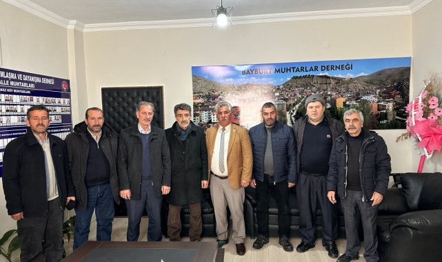 Bayburt'ta köy ve merkez mahalle muhtarlarının deprem bölgesine yardımları sürüyor