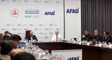 Bilim insanları AFAD Kriz Merkezi'nde