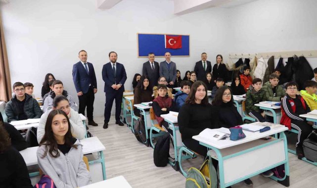 Bursa'daki okullarda ikinci dönemin ilk ders zili çaldı
