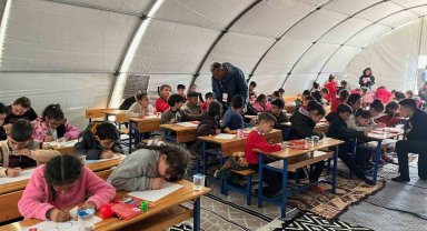 Çadır kentlerde öğrencilere yönelik psikososyal eğitimler başladı