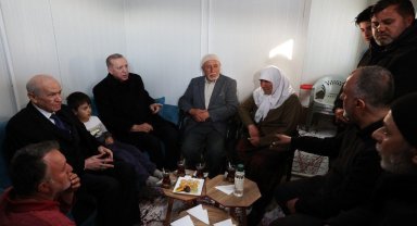 Cumhurbaşkanı Erdoğan'ı konteynerde misafir eden depremzede o anları anlattı