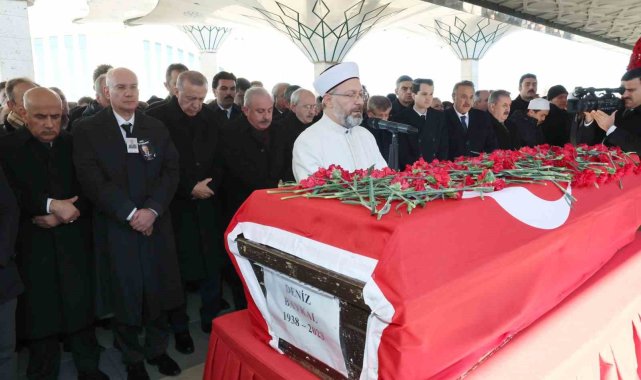 Deniz Baykal'ın cenaze namazı Ahmet Hamdi Akseki Camii'nde kılındı