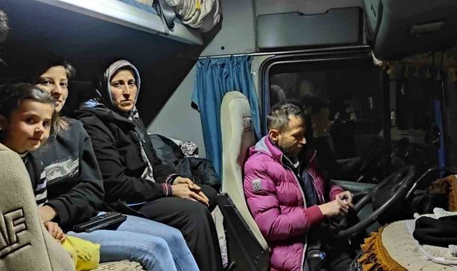 Deprem korkusu tırda yatırıyor