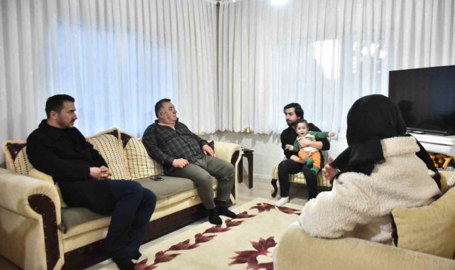 Depremzede aileler yalnız bırakılmıyor
