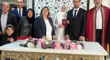 Depremzede çift Nevşehir'de dünya evine girdi
