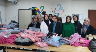 Depremzedeler için kıyafet hazırladılar