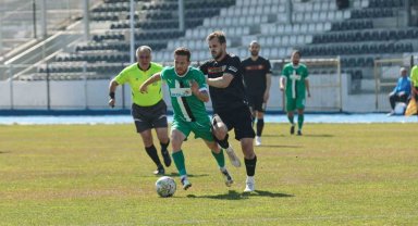 Efeler 09 SFK: 1 - Karşıyaka: 2