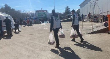 Elazığ'dan Malatya'daki depremzedelere yardım