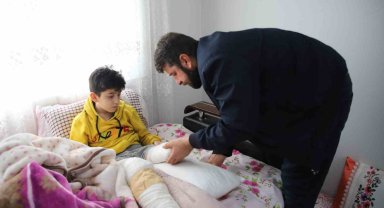 Enkaz altında kabusu yaşadı, üç gün sonra bacağı kesilmiş halde bulundu