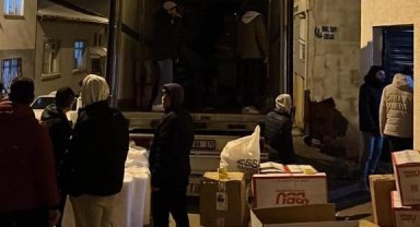 Eskişehirli gönüllüler deprem bölgesine 20 tır yardım malzemesi gönderdi