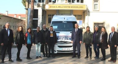 Gönüllü psikolojik danışmanlar deprem bölgesine gitti