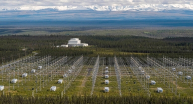 HAARP Teknolojisi Nedir ve Atmosferi Nasıl Etkiler?