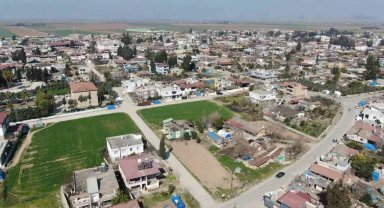 Hatay'ın en küçük ilçesi Kumlu, depremlerin ardından havadan görüntülendi