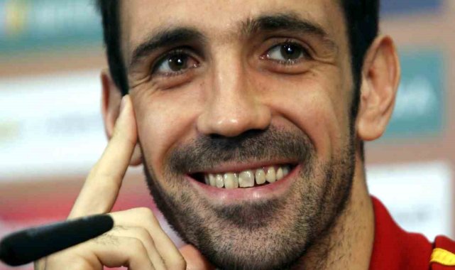 Juanfran, depremzedeler için yardım maçı düzenleyecek