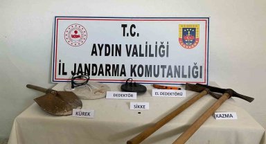 Kaçak kazı yapan 3 şüpheli jandarma tarafınsan suçüstü yakalandı