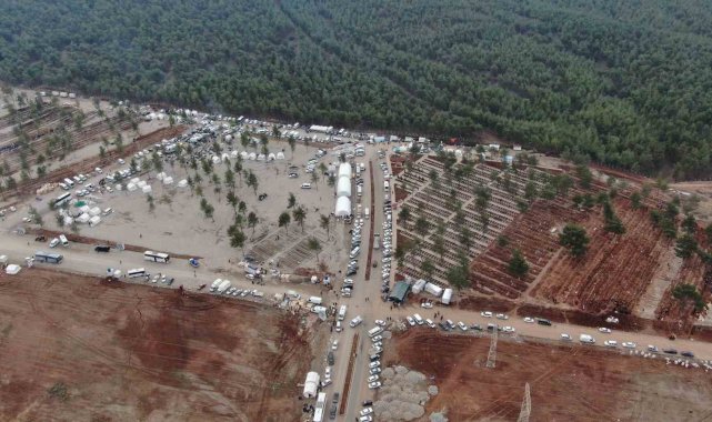 Kahramanmaraş Kapıçam Mezarlığı'nda acı görüntüler