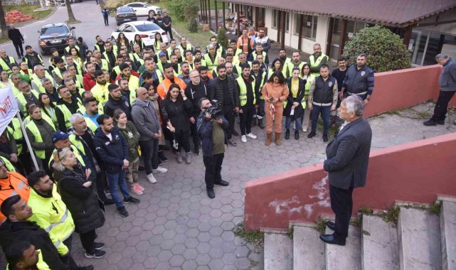 Karalar: "Milletimizin ayrım gözetmeksiniz yardım etme geleneğiyle onur duyuyorum"