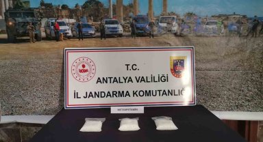 Kendini depremzede gibi tanıtıp uyuşturucu sevkiyatı yapan şahıs yakalandı