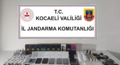Kocaeli'de 200 bin lira değerinde kaçak elektronik ürün ele geçirildi