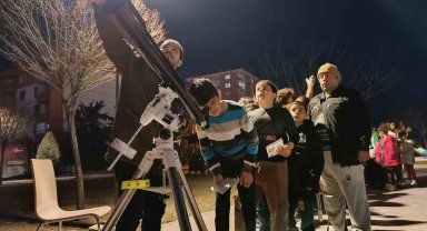 Konya Bilim Merkezi, depremzede çocuklara bilimle moral veriyor
