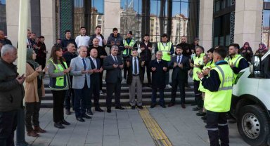Kütahya Belediyesi'nden deprem bölgesine yeni ekip