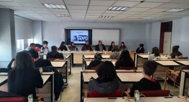 Kütahya Necip Fazıl Kısakürek Anadolu Lisesi'nde kitap söyleşisi
