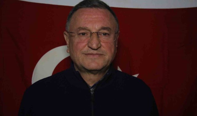 Lütfü Savaş: "Burayı ayağa kaldırmadan ne görevimizden ayrılırız ne de Hatay'ı terk ederiz"
