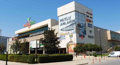 Malatya Park AVM kapılarını yeniden açtı