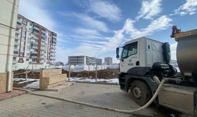 MASKİ depremzedelere temiz içme suyu sağlıyor