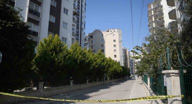 Mersin'de depremden etkilenen 3 bina boşaltıldı