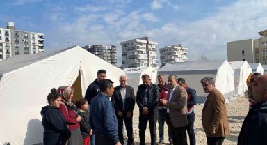 Milletvekili Arvas depremzedelerin acılarına ortak oluyor