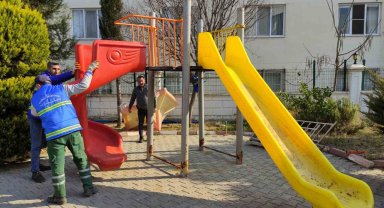 Nazilli Belediyesi'nden depremzede çocuklar için oyun parkı
