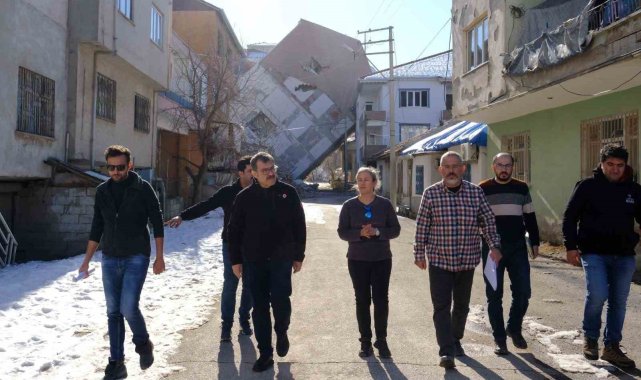 NEVÜ akademisyenleri deprem bölgesinde yapısal hasarları inceliyor