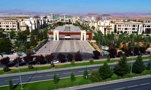 NEVÜ'de 2 profesör ataması yapıldı