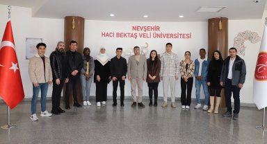 NEVÜ'lü yabancı uyruklu öğrencilerden Rektör Aktekin'e taziye ziyareti